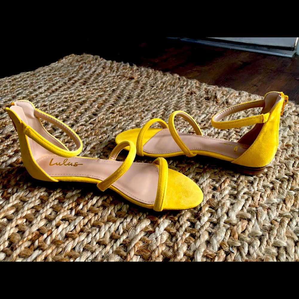 Lulu’s sandals